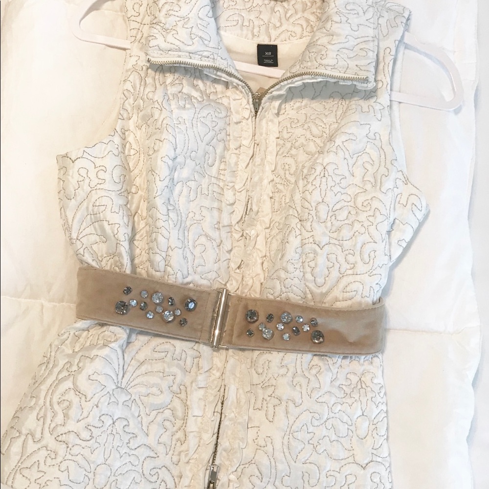 WHBM lightweight zip vest GORGEOUS!